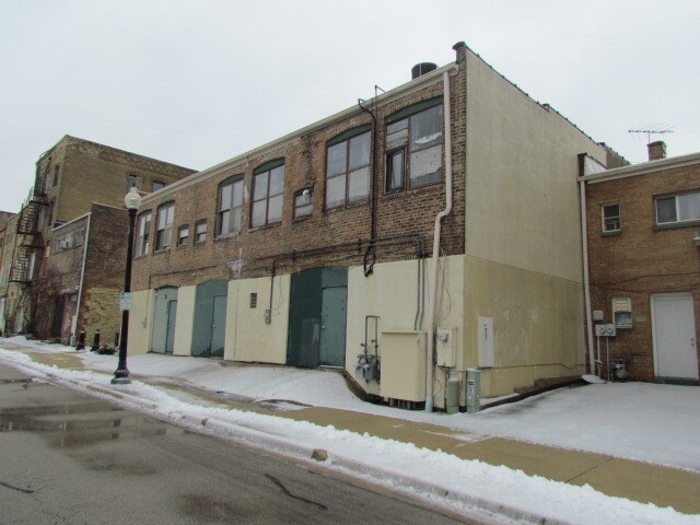 More Photos Of 208-212 Main St, West Chicago General Retail For Sale