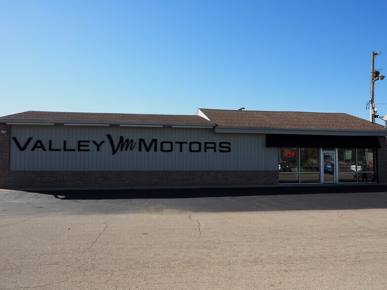More Photos Of 9430 N Karen Dr, Mooresville Light Distribution For Lease