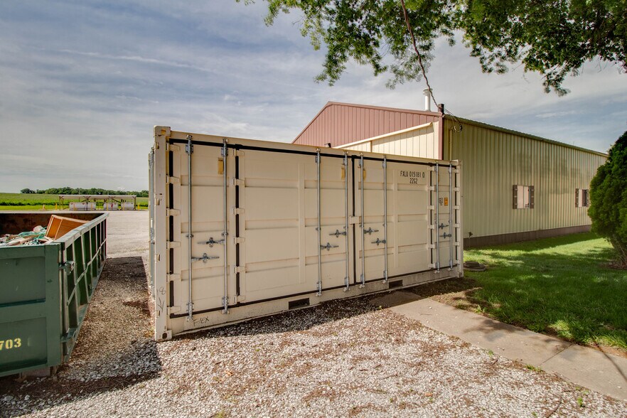 More Photos Of 27161 State Highway 3, Godfrey General Retail For Lease