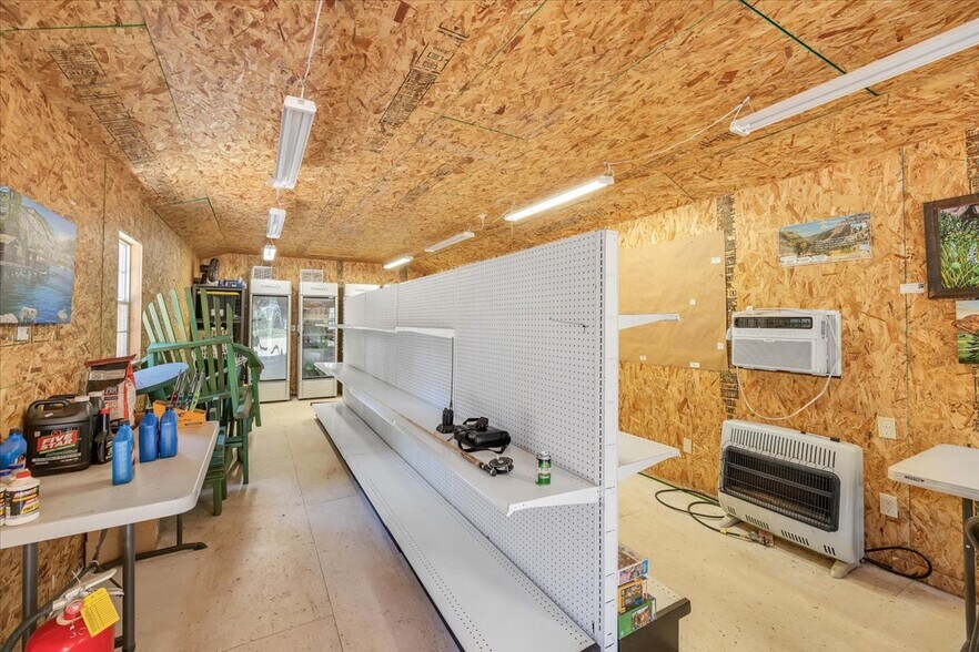 More Photos Of 1 State Hwy 108, Pinecrest Hotel For Sale