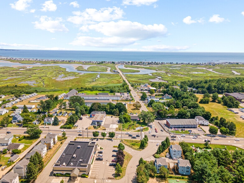 More Photos Of 60 Mile Rd, Wells Restaurant For Sale