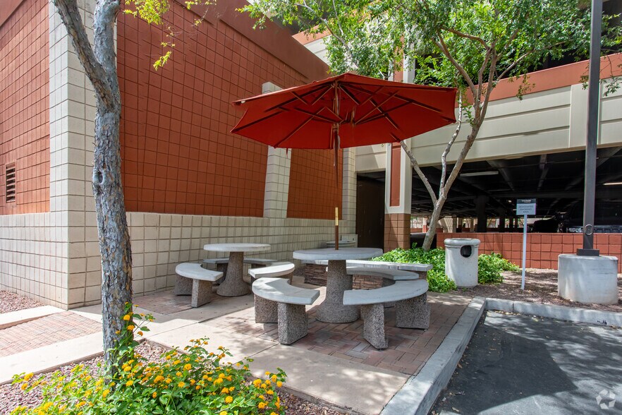 More Photos Of 3075 W Ray Rd, Chandler Coworking Space