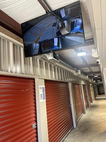 More Photos Of 1404 Krebs Ave, Pascagoula Self Storage For Sale