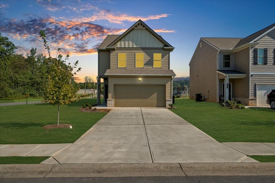 More Photos Of 300 Harrison Dr, Calhoun Apartments For Sale