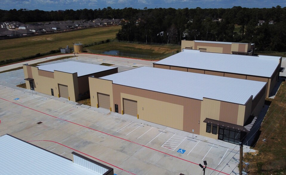 More Photos Of 11811 Champion Forest Dr, Houston Unknown For Lease