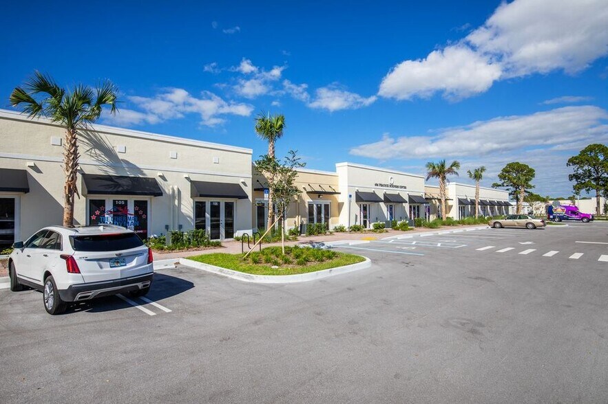 More Photos Of 460 NW Stadium Blvd, Port Saint Lucie Light Distribution For Lease