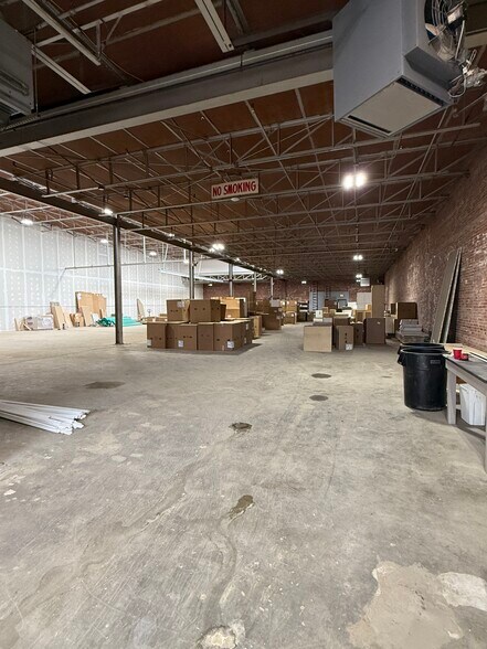 More Photos Of 2507 Samford Ave, Shreveport Distribution For Lease