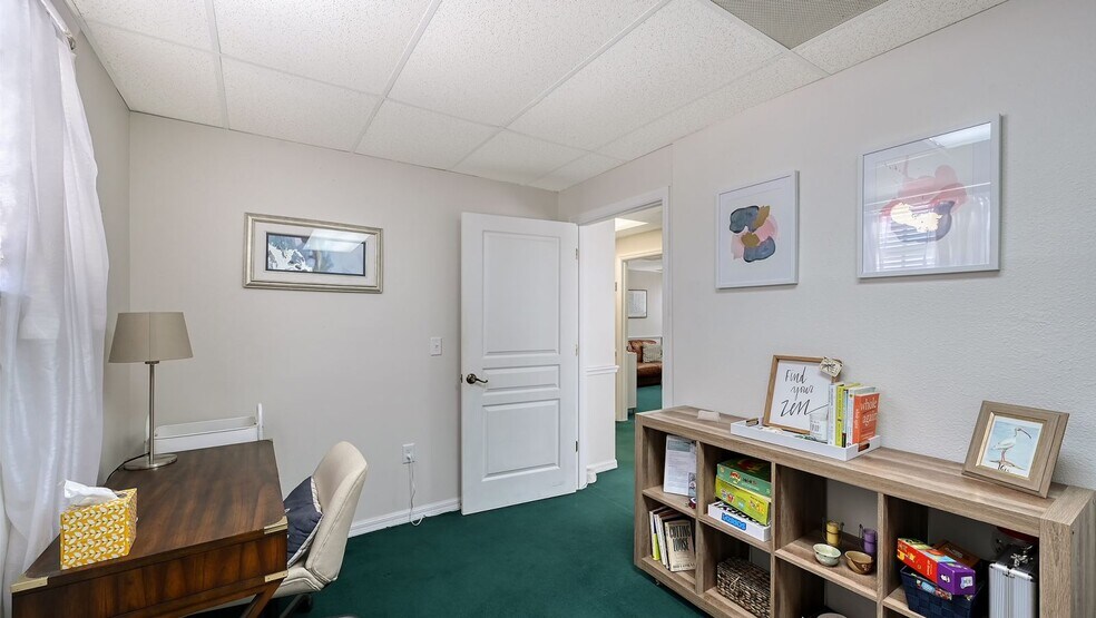 More Photos Of 1505 Tamiami Trl S, Venice Medical For Sale