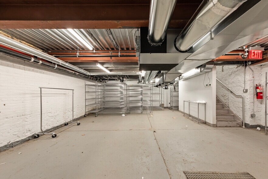 More Photos Of 106 N 6th St, Brooklyn Apartments For Lease