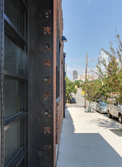 More Photos Of 500 E Davie St, Raleigh Restaurant For Lease