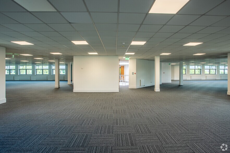 More Photos Of The Castle Business Park, Stirling Office For Sale