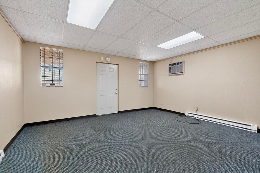 More Photos Of 4415 Anaheim Ave NE, Albuquerque Warehouse For Sale