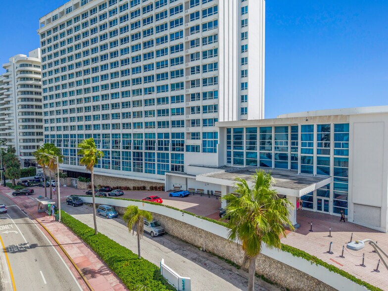 More Photos Of 5445 Collins Ave, Miami Beach Apartments For Sale