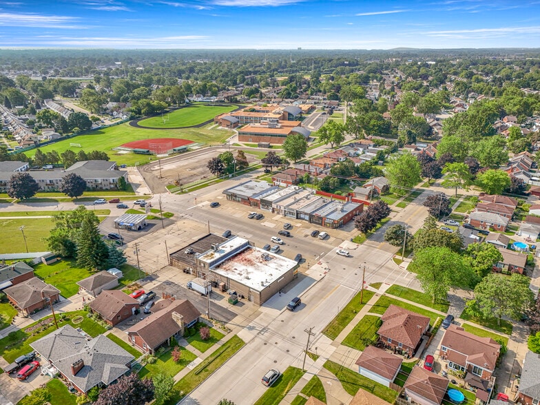 More Photos Of 14730 Champaign Rd, Allen Park Storefront Retail Office For Sale