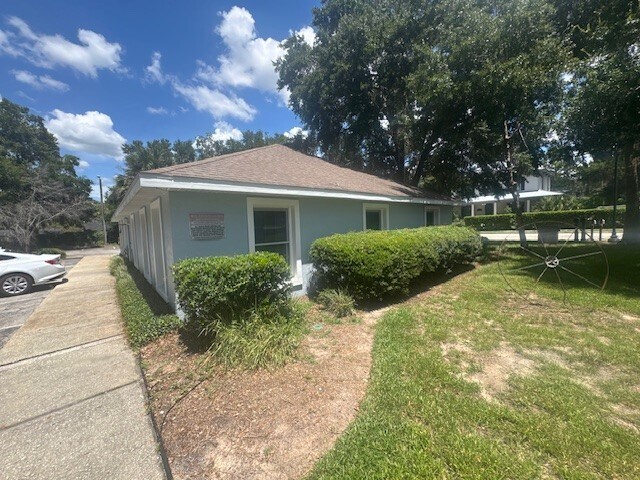 More Photos Of 112 NE Sanchez Ave, Ocala Office For Lease