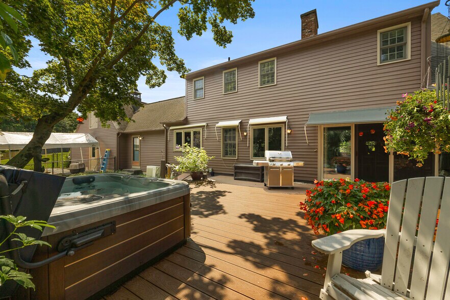 More Photos Of 0 Main Road, Westhampton Sports And Entertainment For Sale