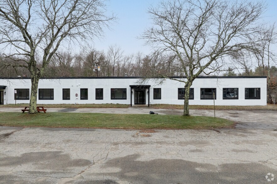 More Photos Of 604 South St, Holbrook Manufacturing For Sale