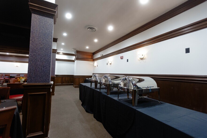 More Photos Of 6263 State Highway 66, Tulsa Restaurant For Sale