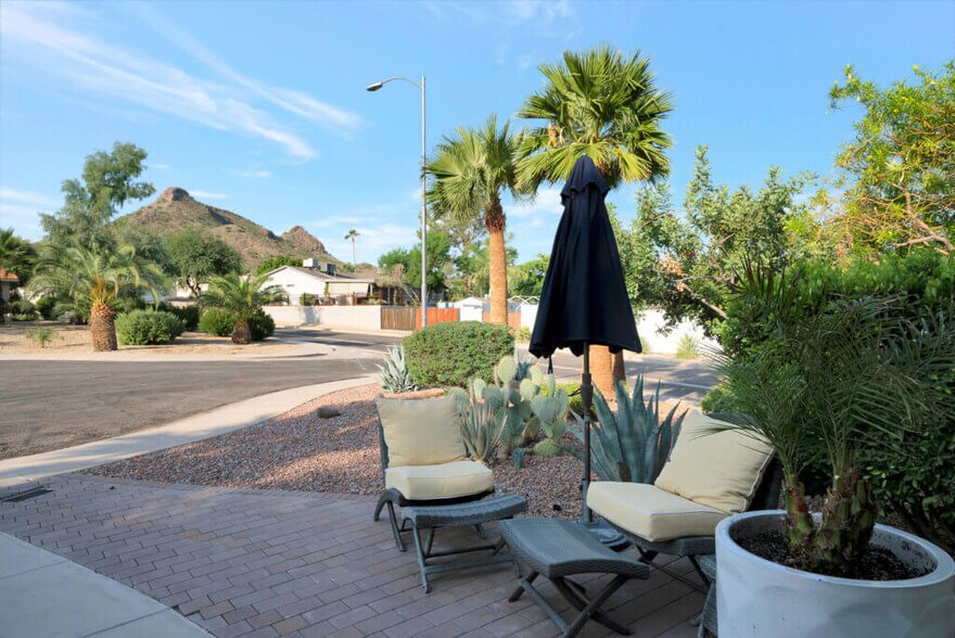 More Photos Of 15825 N 19th Pl, Phoenix Assisted Living For Sale