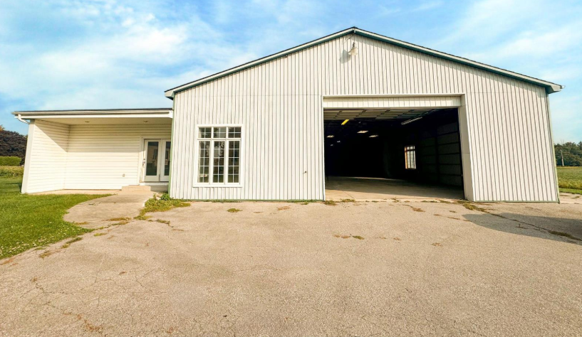 Primary Photo Of 14387 Ilderton Rd, London Warehouse For Lease