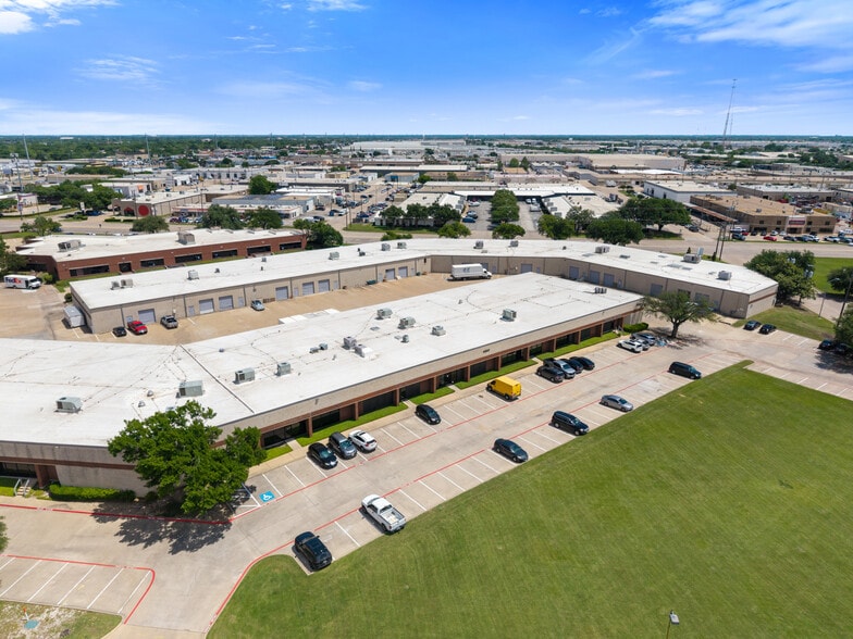 More Photos Of 11601 Plano Rd, Dallas Unknown For Lease
