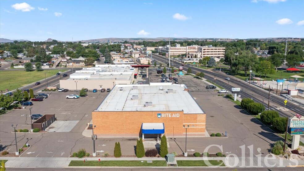 More Photos Of 728 SW 4th Ave, Ontario Drugstore For Sale