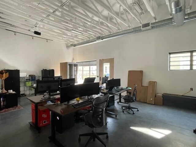 More Photos Of 612-624 Hampton Dr, Venice Loft Creative Space For Lease