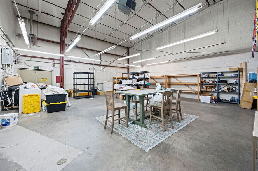 More Photos Of 2872 I 70 Business Loop, Grand Junction Warehouse For Lease