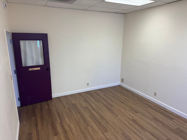 More Photos Of 624 Ferry St, Martinez Office For Lease