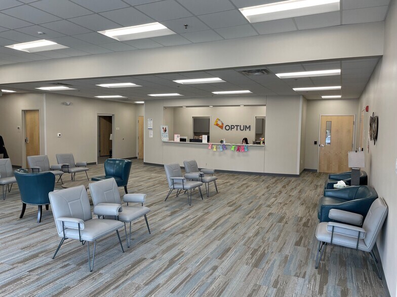 More Photos Of 1310 S Lebanon St, Lebanon Medical For Lease
