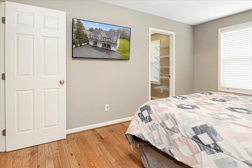More Photos Of 8388 Bay St, Sodus Point Apartments For Sale