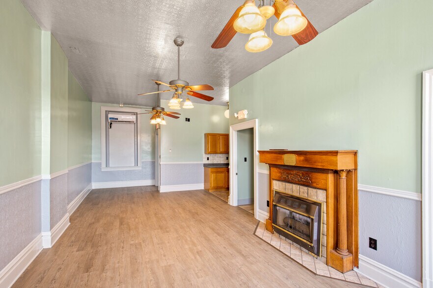 More Photos Of 105 E Main St, Somerset Storefront Retail Residential For Sale