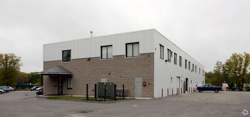 More Photos Of 26 Parkridge Rd, Haverhill Research And Development For Lease