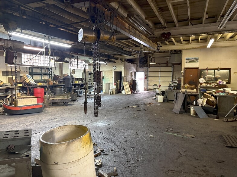 More Photos Of 718 E 163rd St, Cleveland Warehouse For Sale