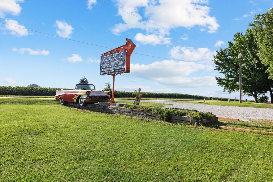 More Photos Of 1420 Highway M, Sedalia Service Station For Sale