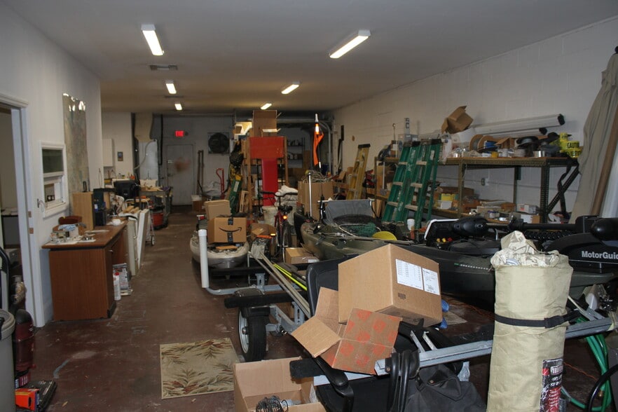 More Photos Of 2622 Taft Ave, Orlando Warehouse For Lease