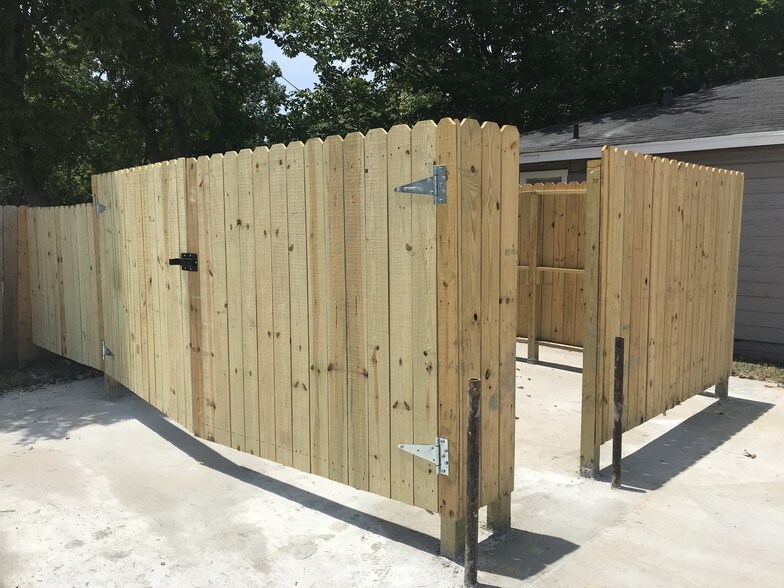 More Photos Of 2718 Violet St, Pasadena Apartments For Sale