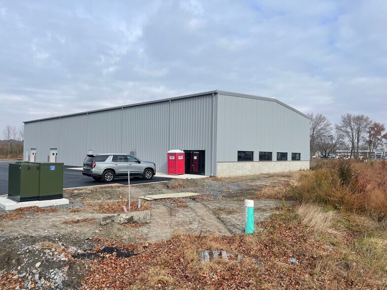 Primary Photo Of 28163 Nine Foot Rd, Dagsboro Showroom For Lease