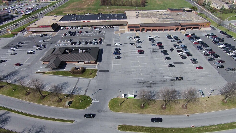 More Photos Of 4450 Oakhurst Blvd, Harrisburg Unknown For Lease