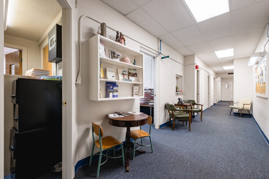 More Photos Of 4401 Woodlawn Dr, Little Rock Religious Facility For Sale