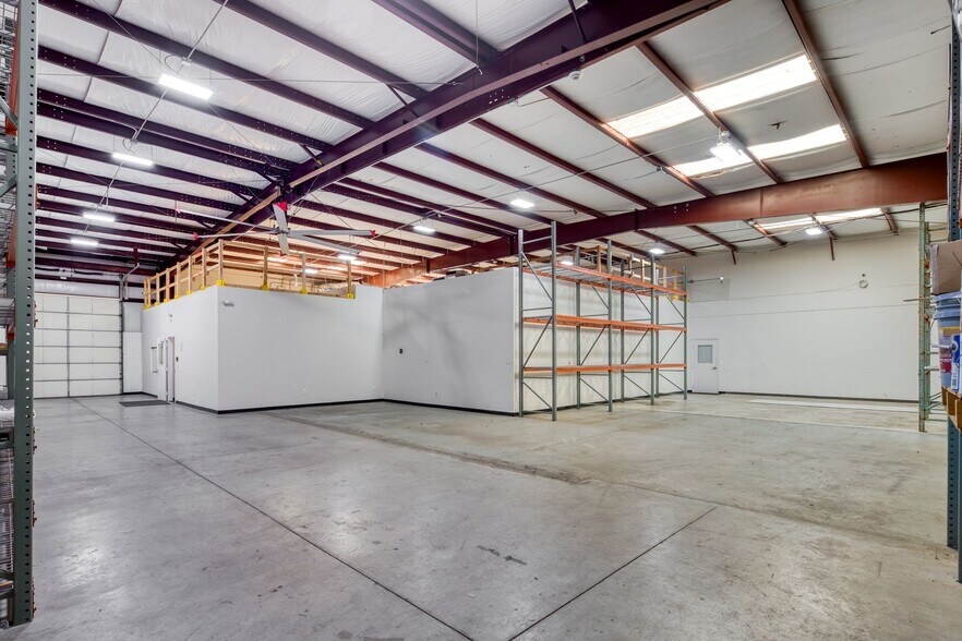 More Photos Of 5350 Webb Pky, Lilburn Flex For Sale