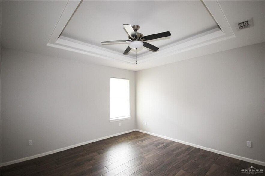 More Photos Of 2109 Taxco Ct, Edinburg Apartments For Sale