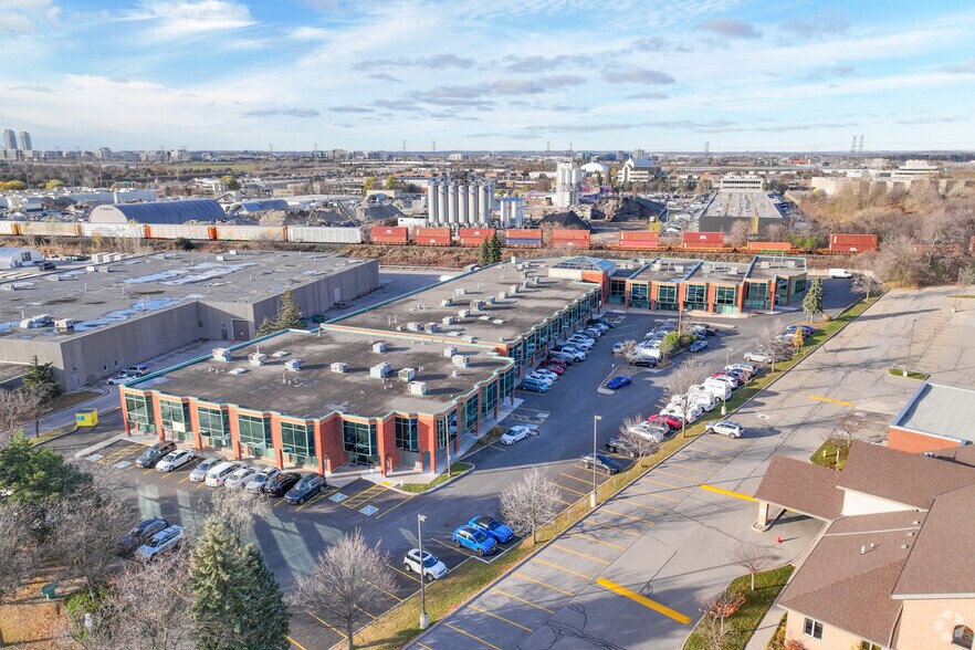 More Photos Of 2800 John St, Markham Light Distribution For Sale