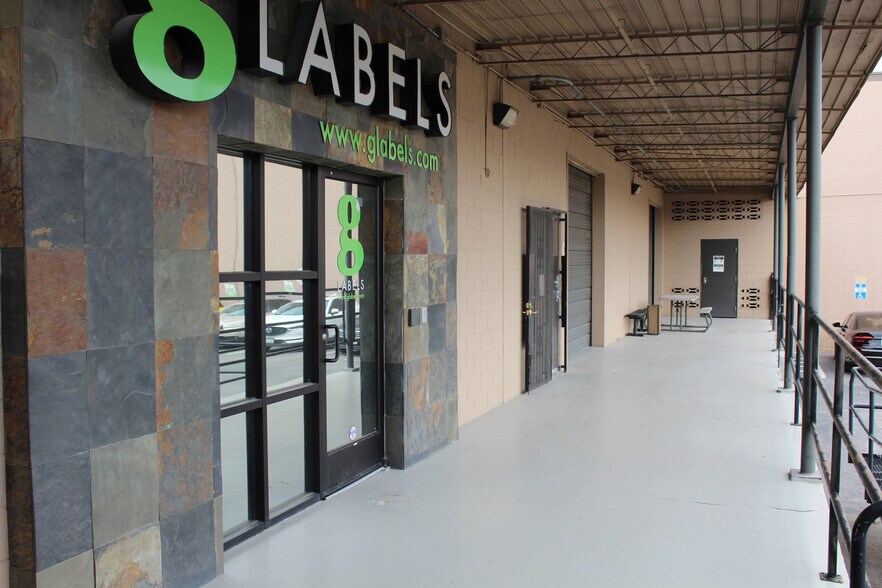 More Photos Of 2000 Mills Ave, El Paso Warehouse For Lease