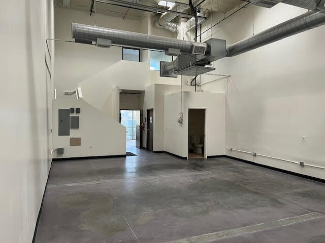 More Photos Of 874-888 Palomares Ave, La Verne Warehouse For Lease