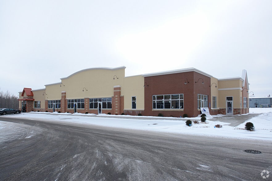 More Photos Of 1870 2nd Ave SE, Cambridge Unknown For Lease