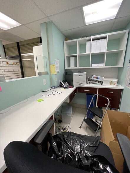 More Photos Of 10630 Sepulveda Blvd, Mission Hills Medical For Lease