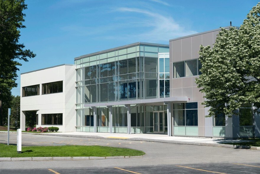 More Photos Of 5 Omni Way, Chelmsford Flex For Lease