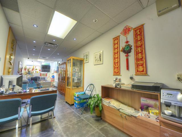 More Photos Of 1111 Rue Saint-Urbain, Montréal Office For Sale