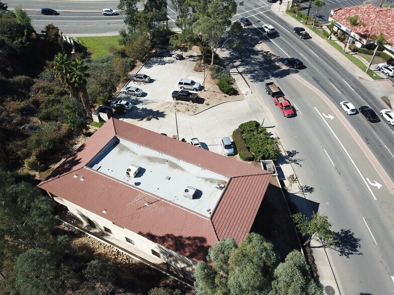 More Photos Of 350 Railroad Canyon Rd, Lake Elsinore Office For Sale
